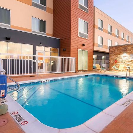 Fairfield Inn & Suites By Marriott Pleasanton Exteriör bild