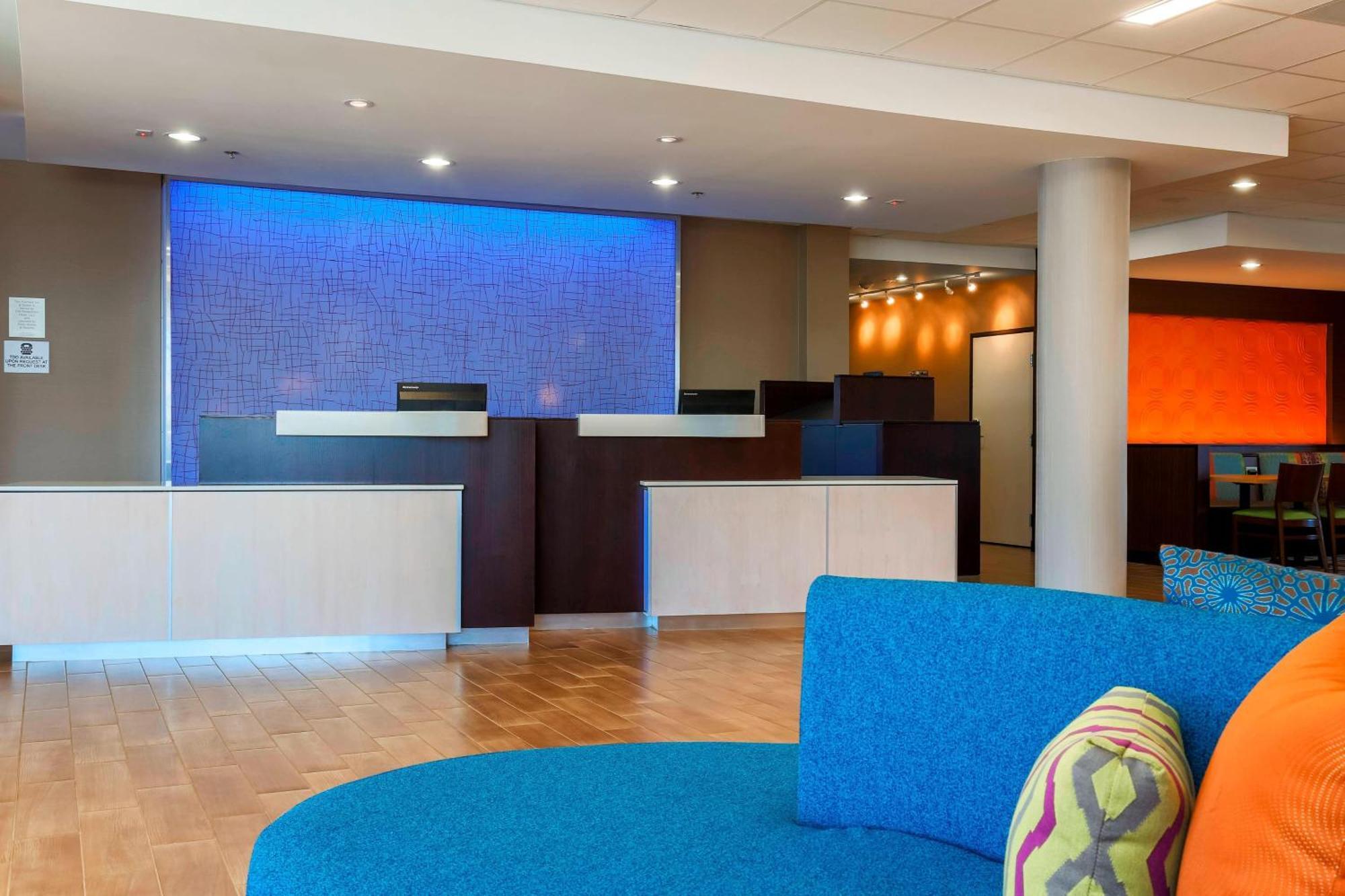 Fairfield Inn & Suites By Marriott Pleasanton Exteriör bild